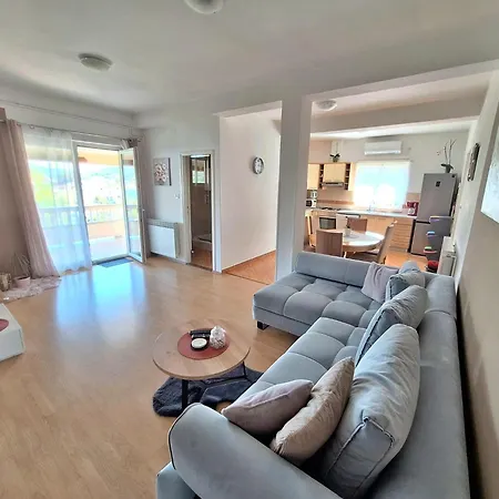 Nikolina Sea View