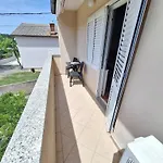 Nikolina Sea View 苏佩塔斯卡德拉加