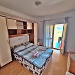 Nikolina Sea View 公寓 苏佩塔斯卡德拉加
