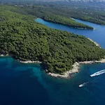 Nikolina Sea View *