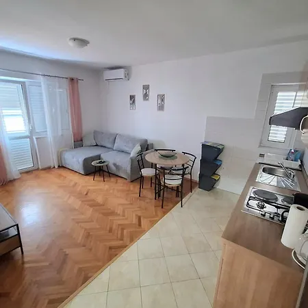 Nikolina Sea View Apartmán Supetarska Draga