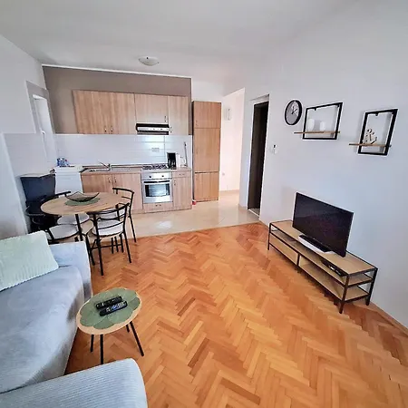 Nikolina Sea View Daire *