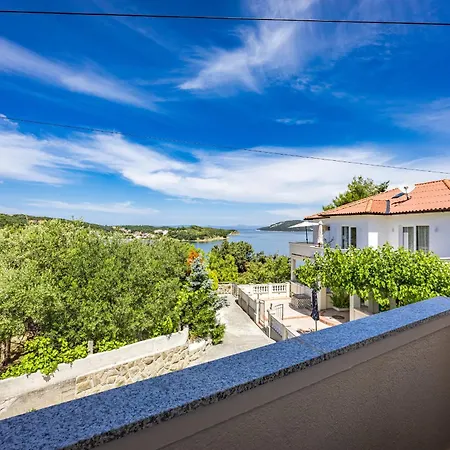 Nikolina Sea View