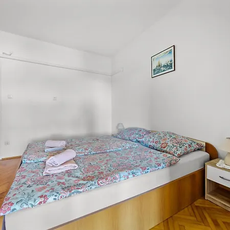 Nikolina Sea View 아파트
