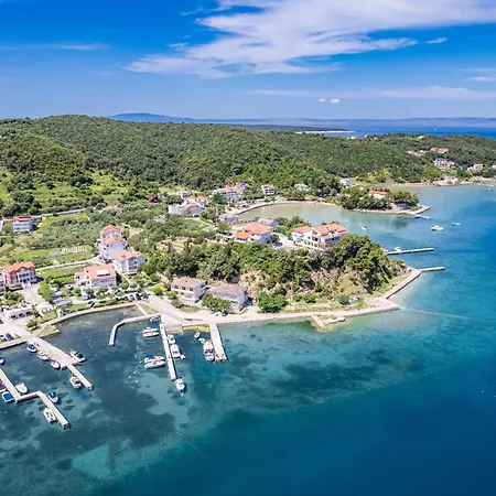 아파트 Nikolina Sea View