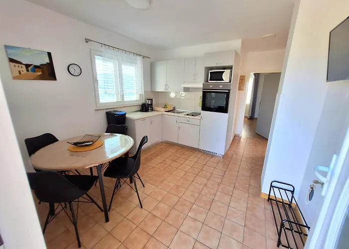 Nikolina Sea View * Supetarska Draga